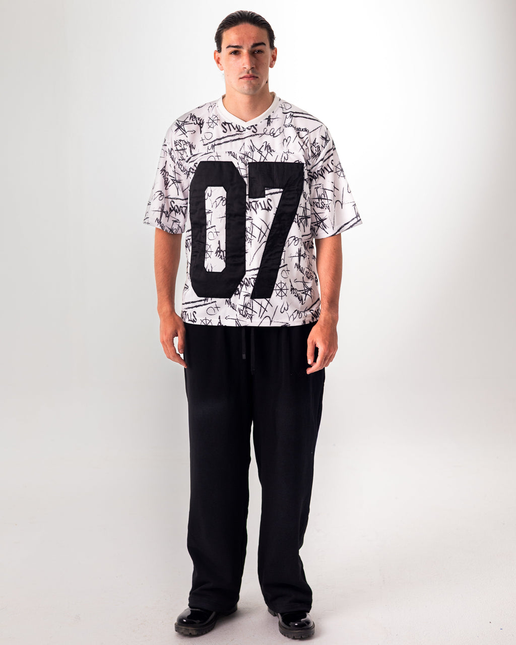 WHITE GRAFFITI JERSEY BOXY TEE